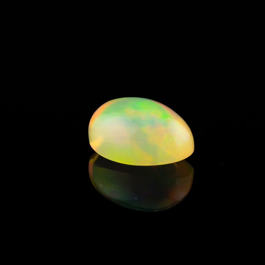 Ethiopian Opal - 3.62ct AAA Huge Flash