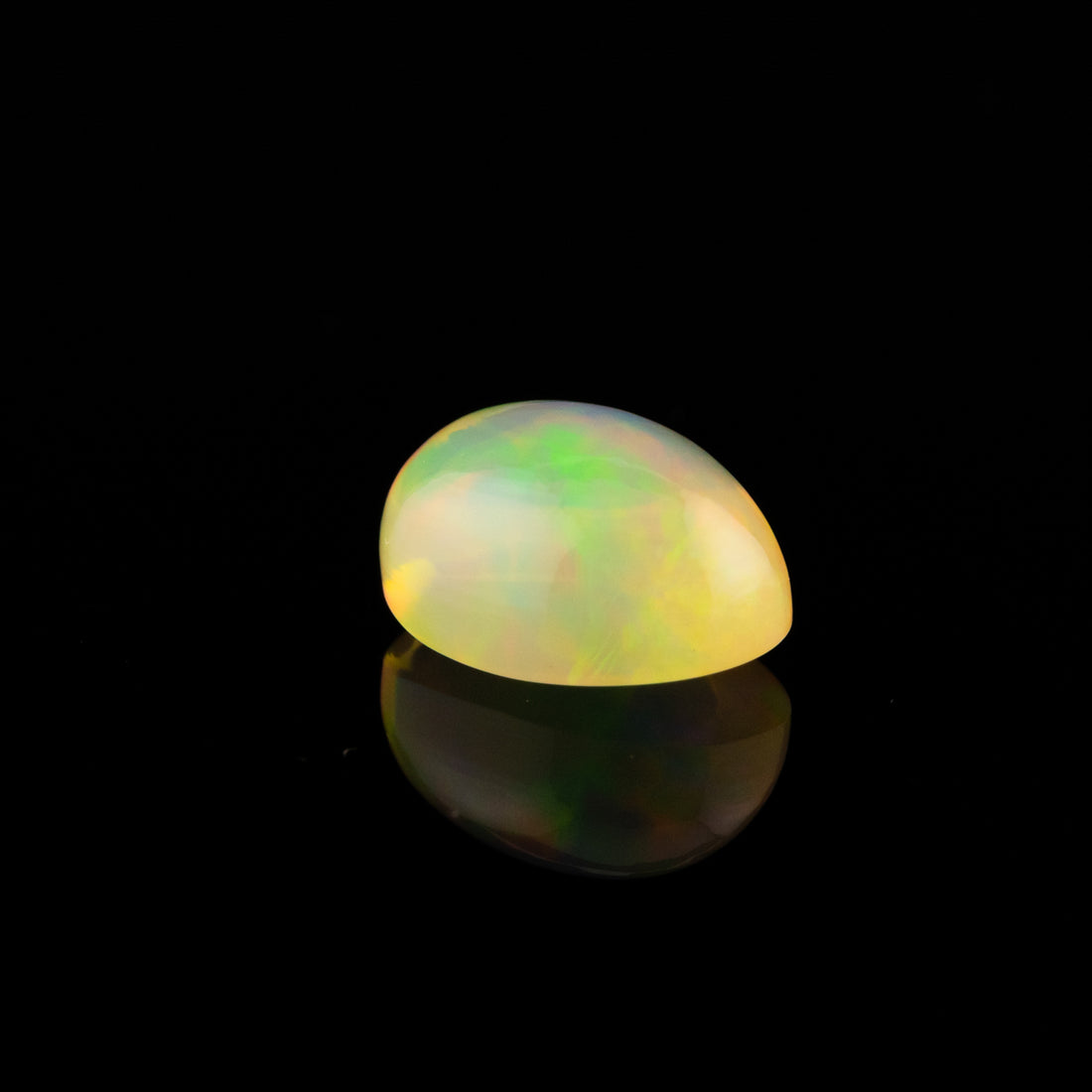 Ethiopian Opal - 3.62ct AAA Huge Flash