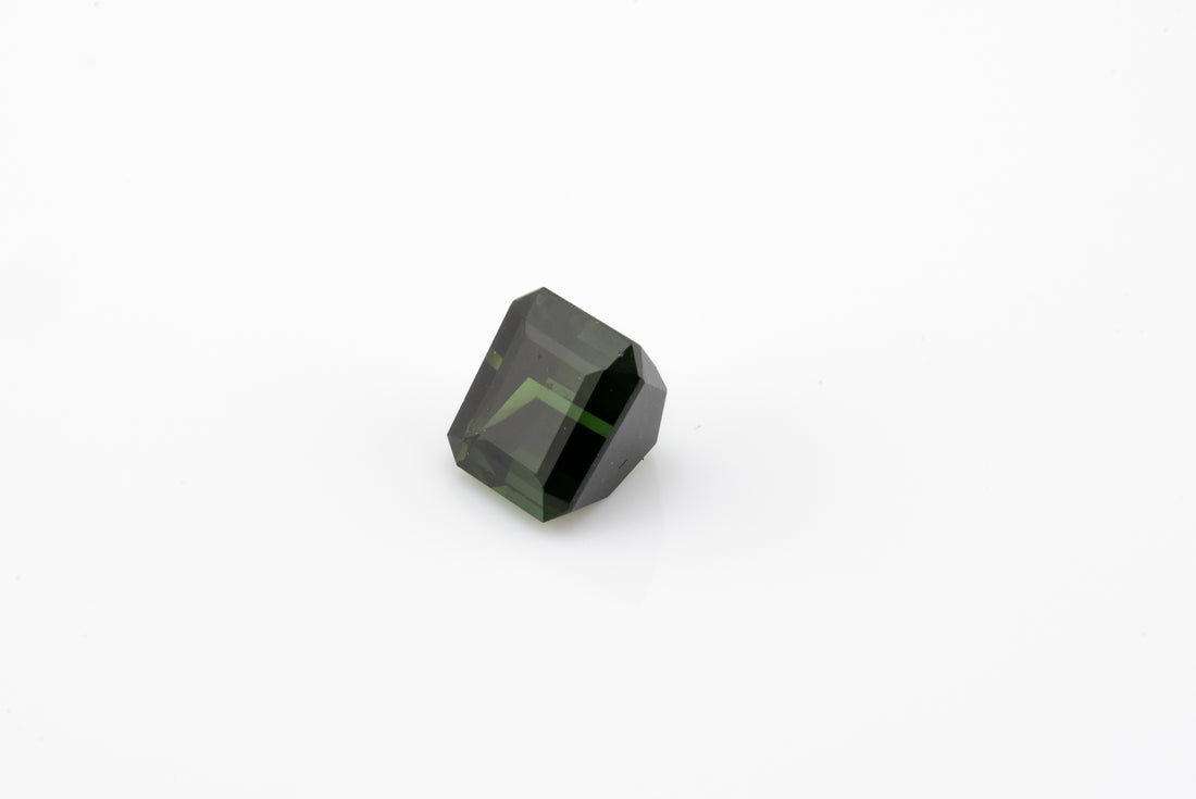 Tourmaline - 1.66ct VVS Octagon Natural Forest Green