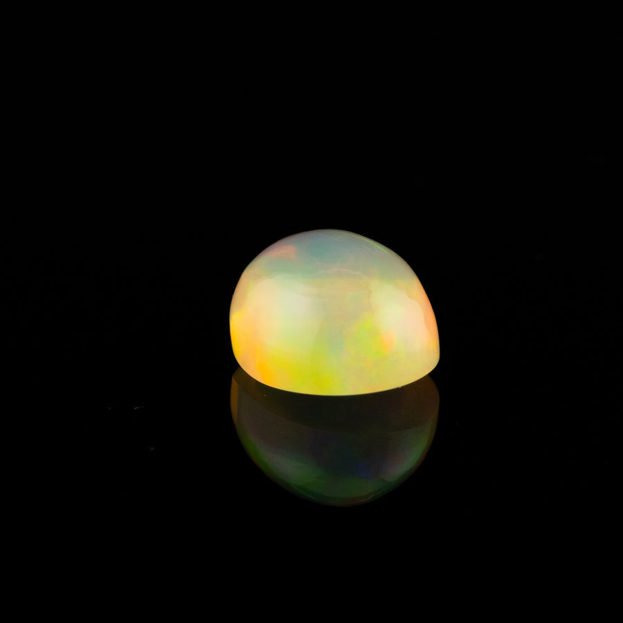 Ethiopian Opal - 3.62ct AAA Huge Flash