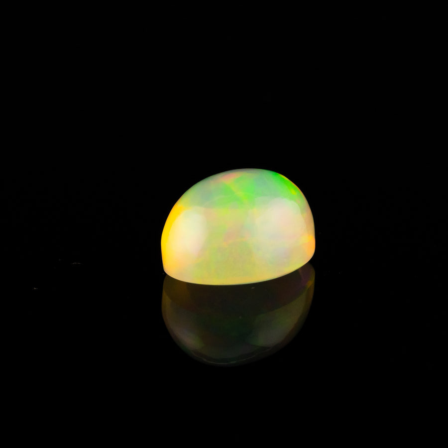 Ethiopian Opal - 3.62ct AAA Huge Flash