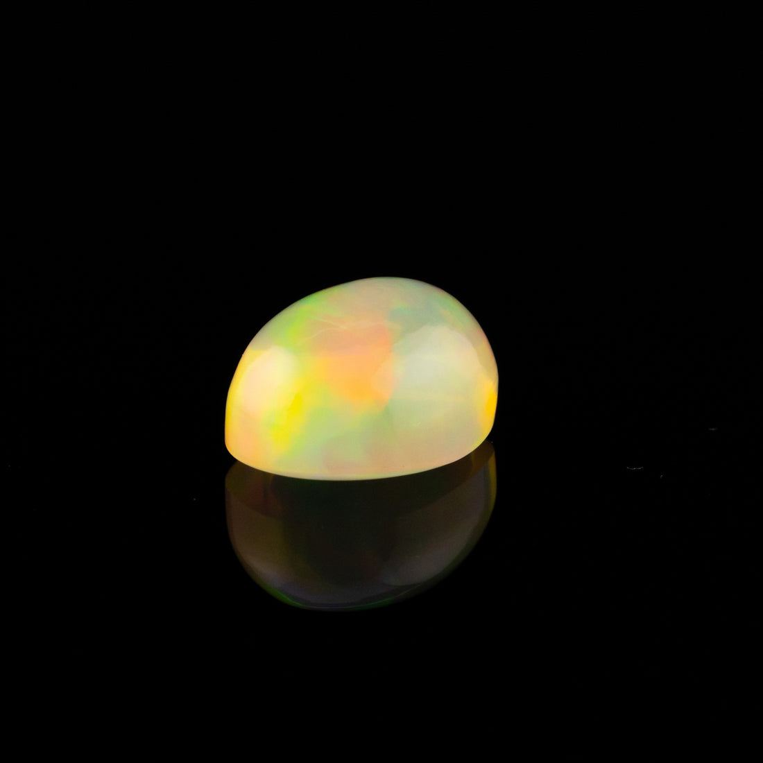 Ethiopian Opal - 3.62ct AAA Huge Flash