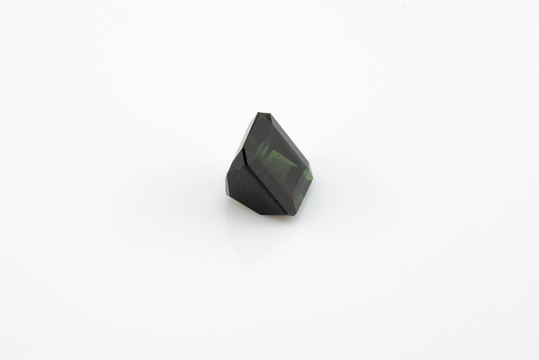 Tourmaline - 1.66ct VVS Octagon Natural Forest Green