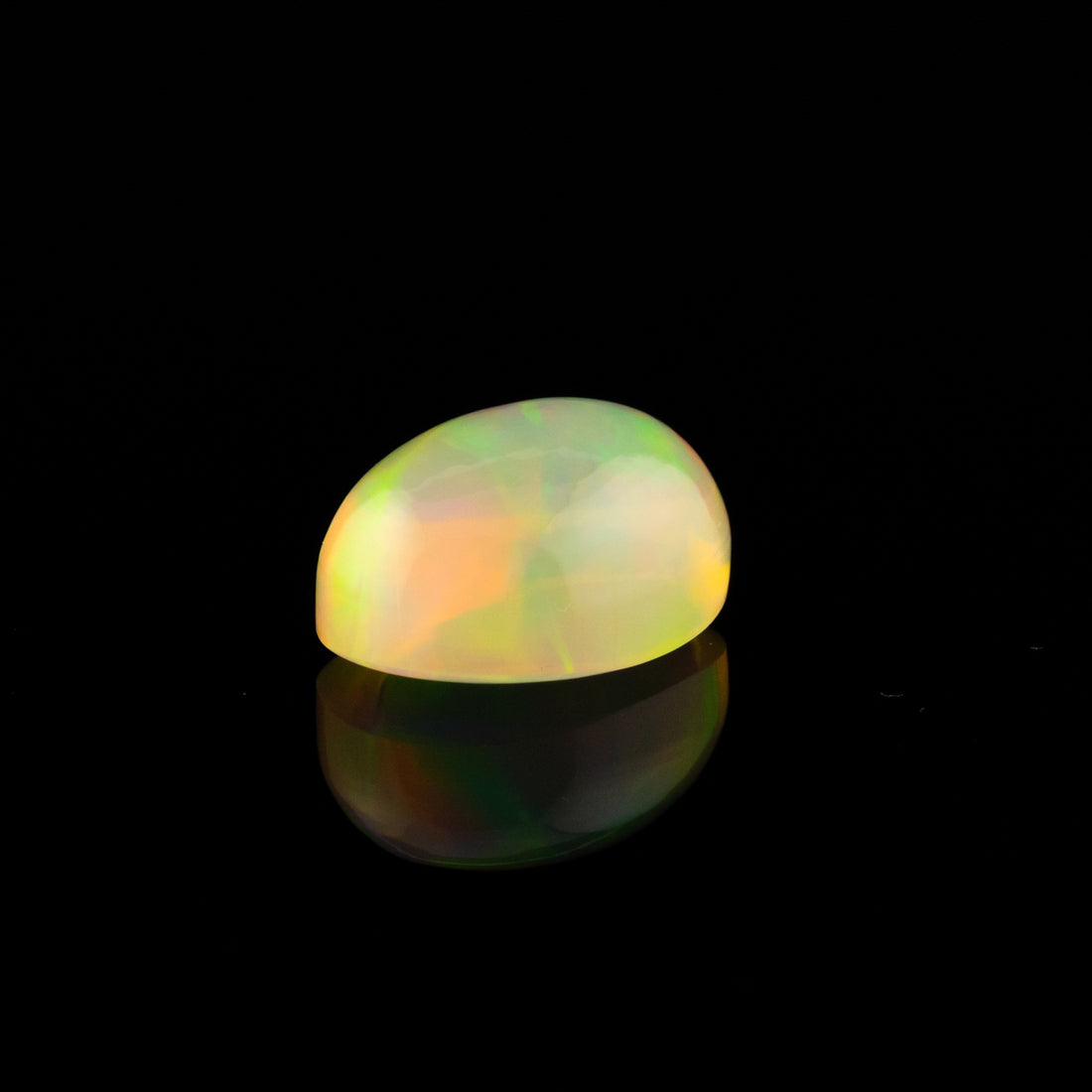 Ethiopian Opal - 3.62ct AAA Huge Flash