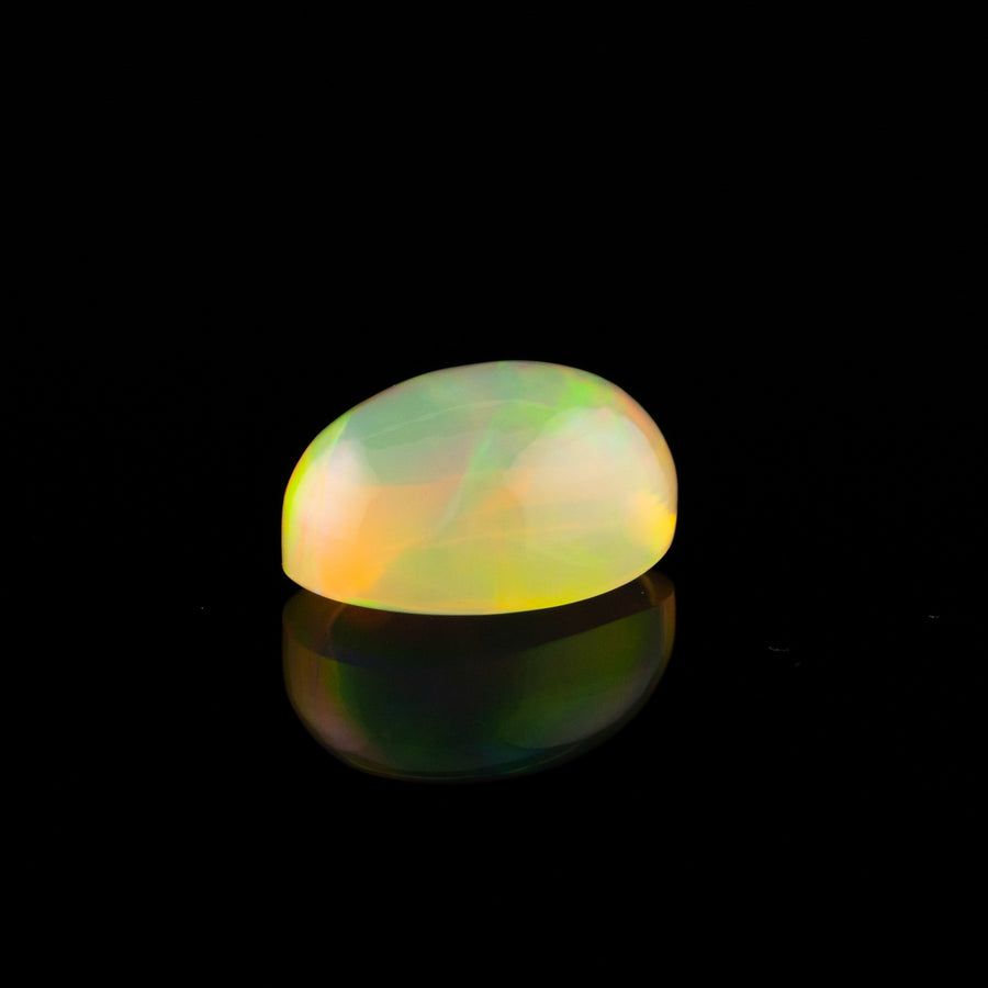 Ethiopian Opal - 3.62ct AAA Huge Flash