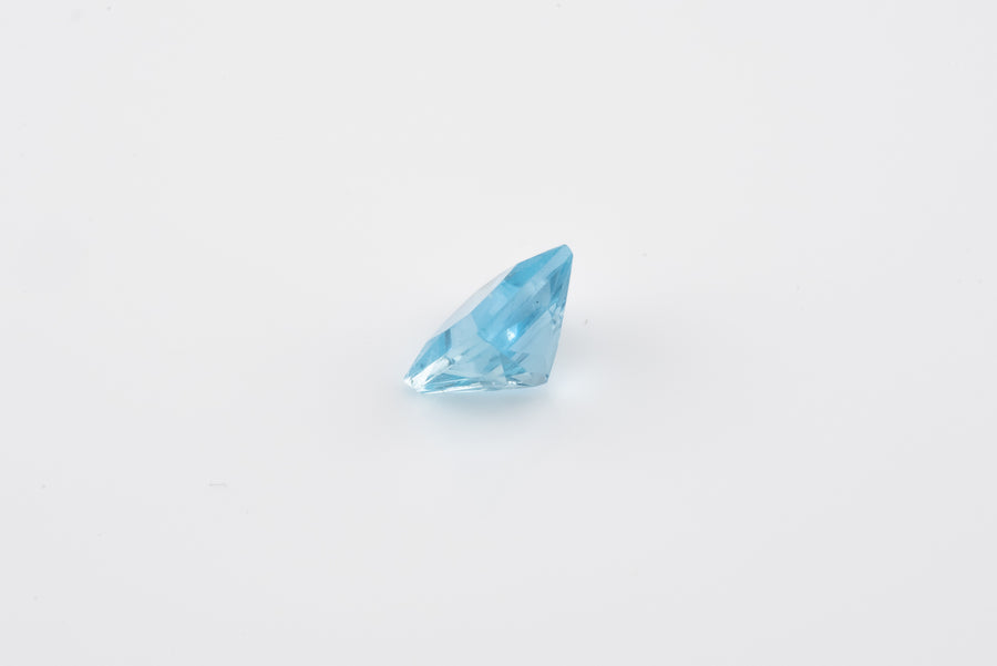 Aquamarine - 1.10 Ct Cushion Cut  VS-VVS Clarity