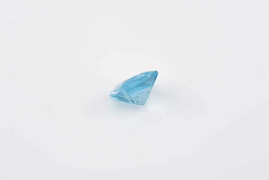 Aquamarine - 1.10 Ct Cushion Cut  VS-VVS Clarity