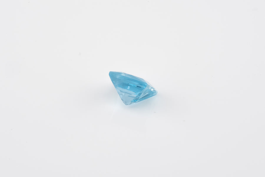 Aquamarine - 1.10 Ct Cushion Cut  VS-VVS Clarity