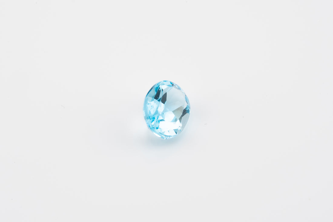 Topaz - 1.65ct Oval Cut Swiss Blue