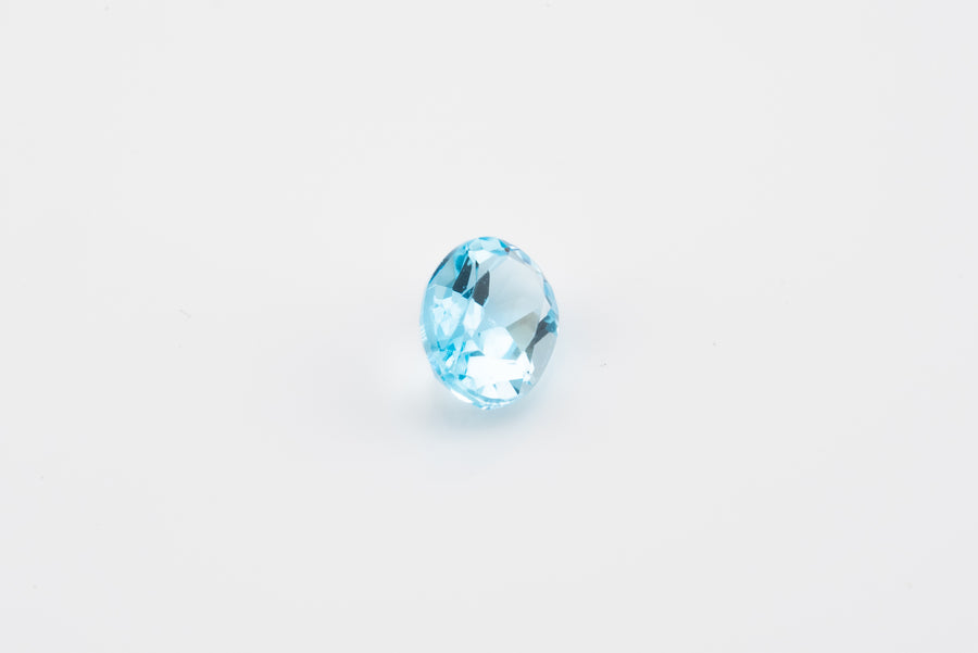 Topaz - 1.65ct Oval Cut Swiss Blue