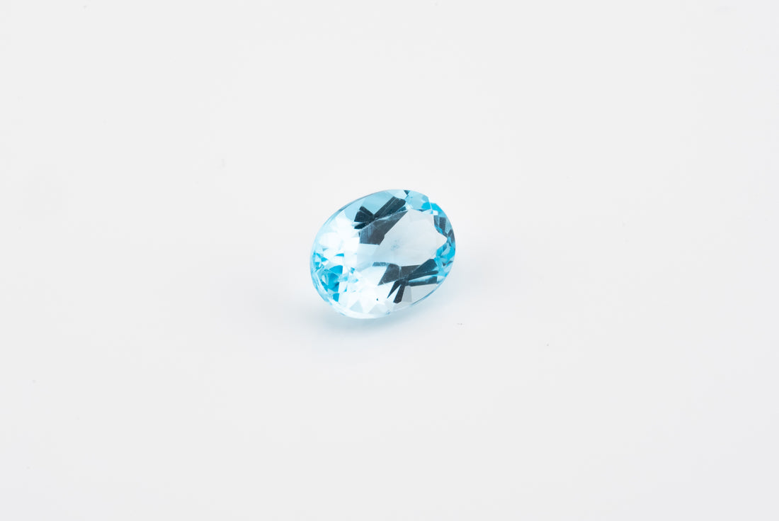 Topaz - 1.65ct Oval Cut Swiss Blue