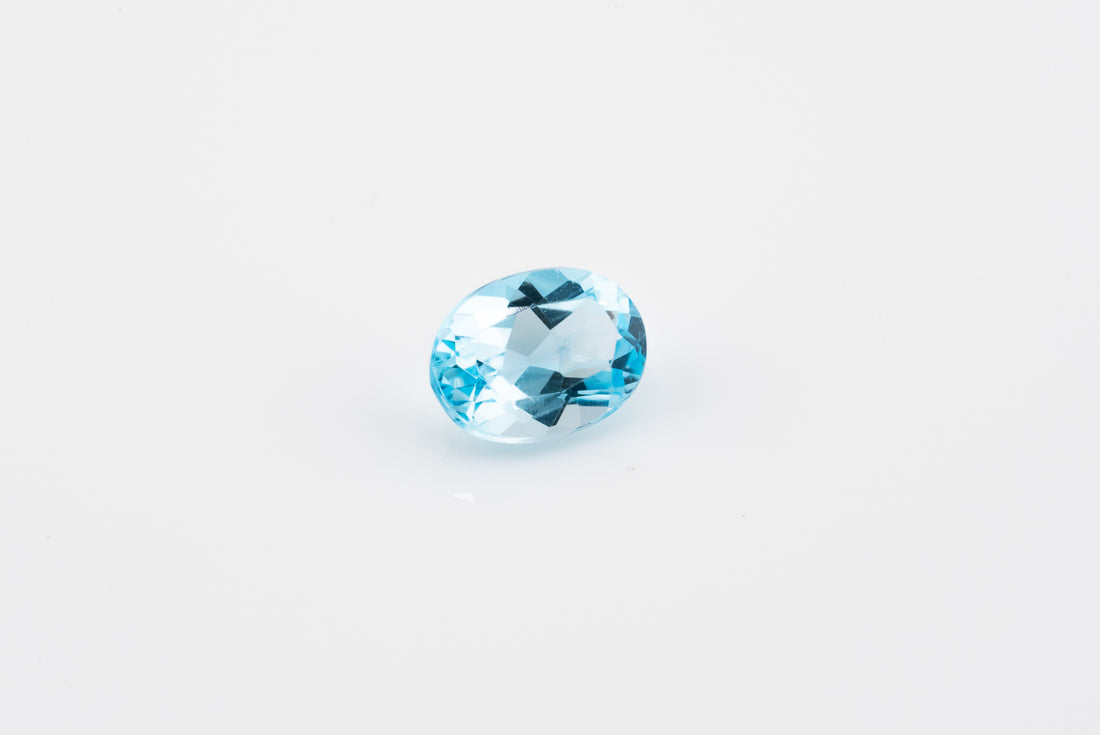 Topaz - 1.65ct Oval Cut Swiss Blue