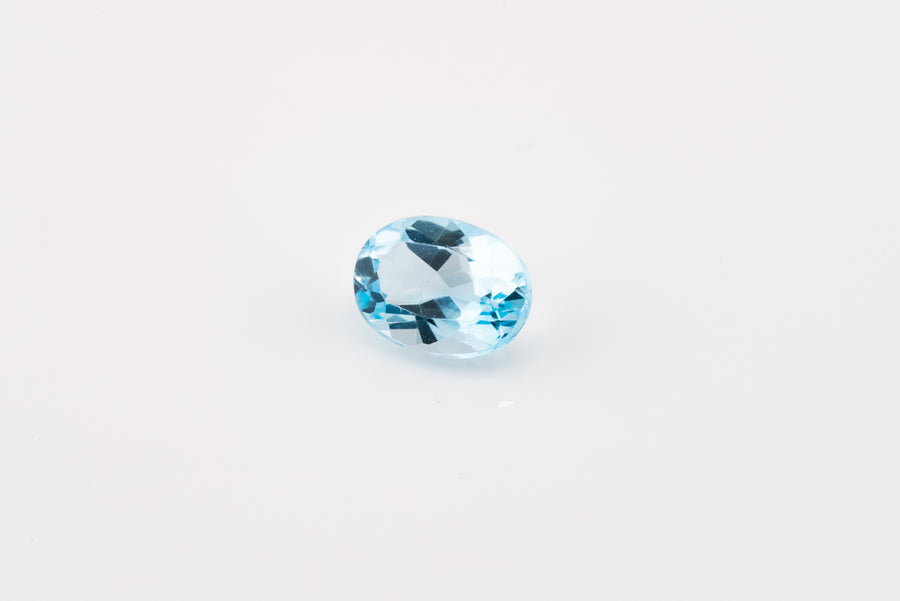 Topaz - 1.65ct Oval Cut Swiss Blue