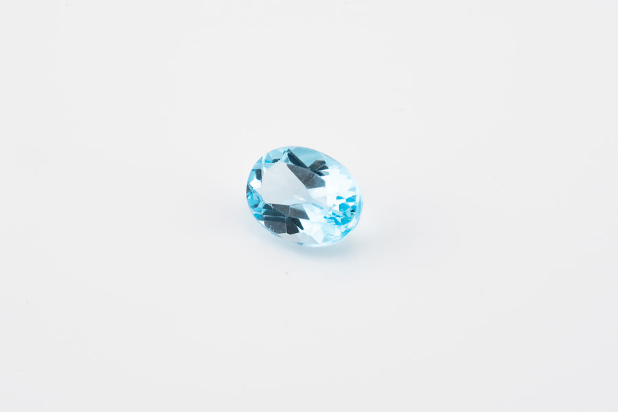 Topaz - 1.65ct Oval Cut Swiss Blue