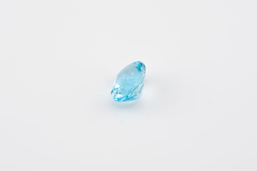 Topaz - 1.65ct Oval Cut Swiss Blue