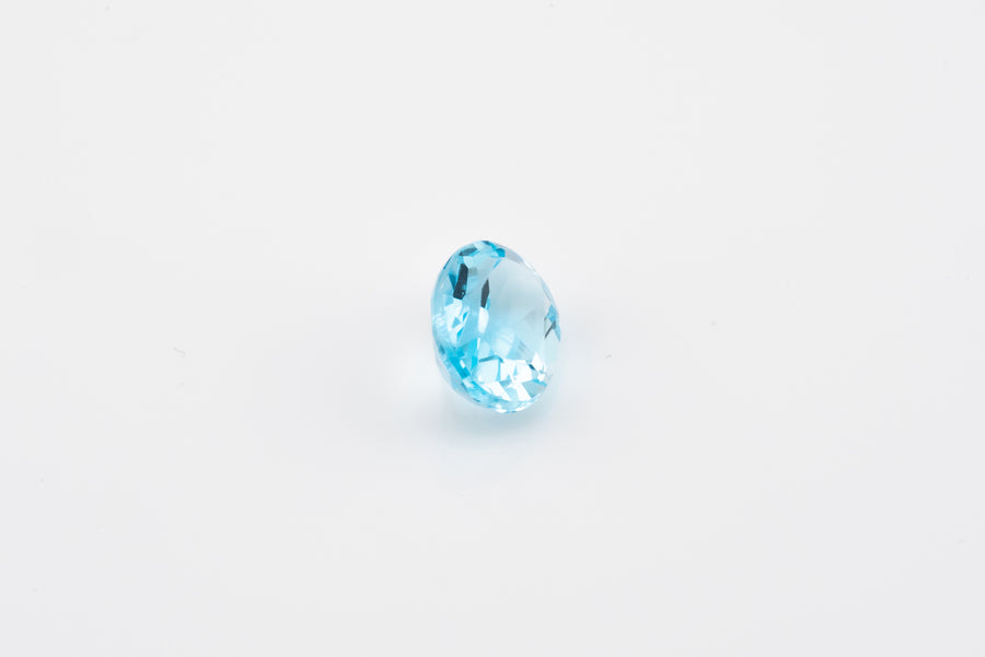 Topaz - 1.65ct Oval Cut Swiss Blue