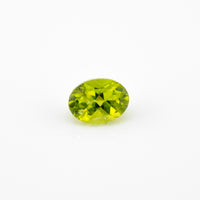 Peridot - 1.65 Ct Oval AAA Apple Green Clean