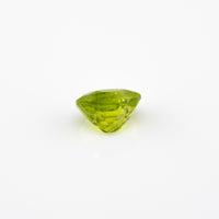 Peridot - 1.65 Ct Oval AAA Apple Green Clean