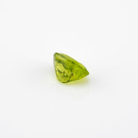 Peridot - 1.65 Ct Oval AAA Apple Green Clean