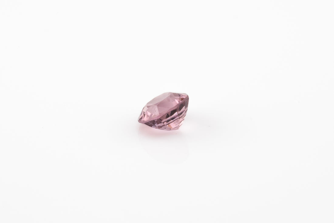 Spinel - 0.95ct Pint Round Untreated