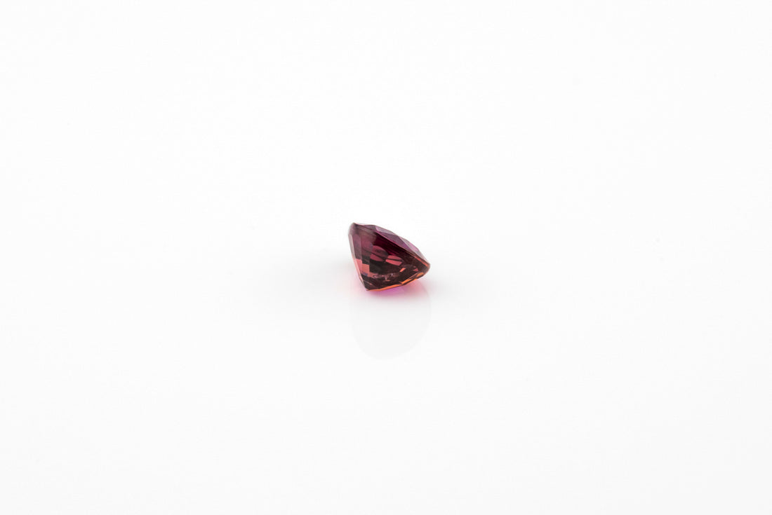 Sapphire - 0.66ct Purple-Pink Unheated